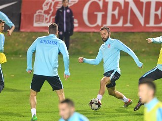 Badelj: "Islandu treba čestitati, ali moramo pobijediti"