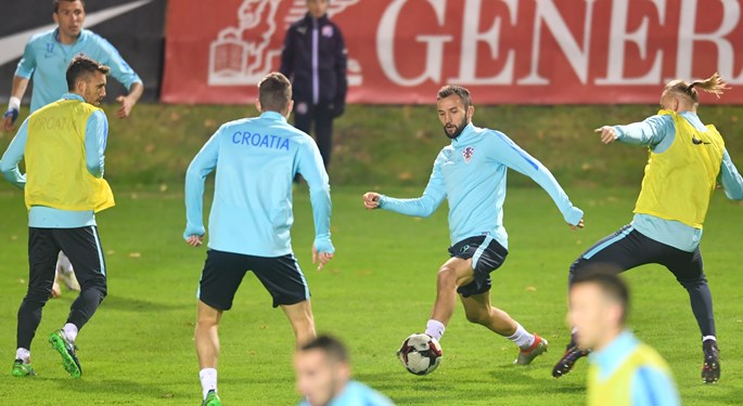 Badelj: "Islandu treba čestitati, ali moramo pobijediti"
