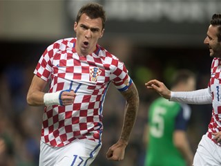 Gol i asistencija Mandžukića, Juventus u četvrtfinalu Kupa