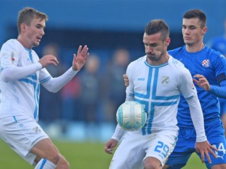 Rijeka bogatija bodovima, Dinamo eurima