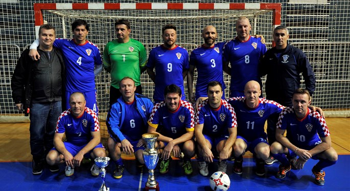 Veterani HNS-a na 12. memorijalu Milan Perović u Kostreni