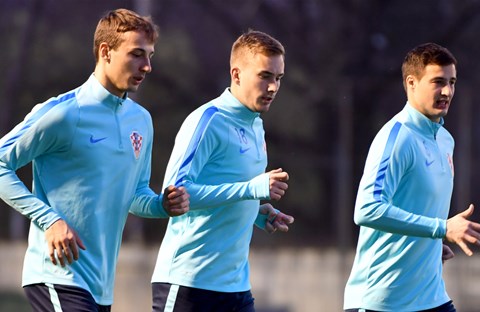 Vatreni vikend: Bradarić, Kramarić ili Lešković?