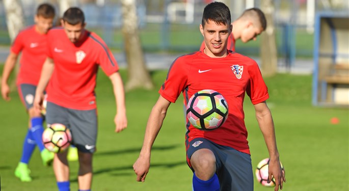 Kalaica i Brekalo za tri boda Hrvatske U-19