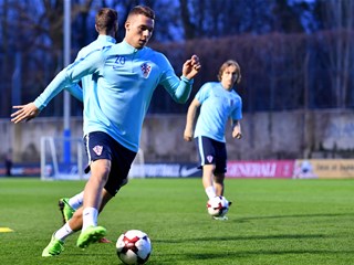 Pjaca za pobjedu druge momčadi Juvea, Livaja za bod u derbiju