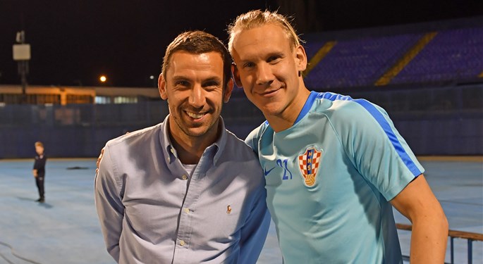 Vida i Santini strijelci, Srna asistent za pobjedu