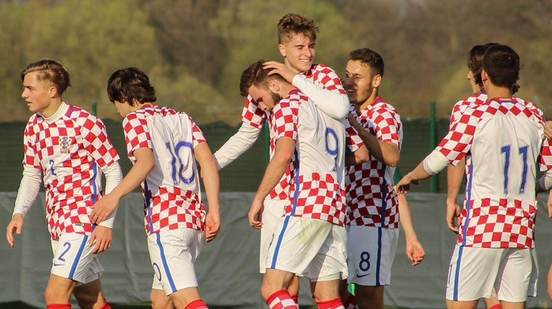 Hrvatska U-21 svladala Sloveniju 3:0