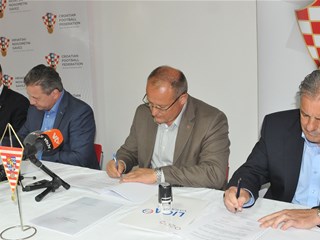 Video: Potpisan ugovor o finalu Kupa u Varaždinu