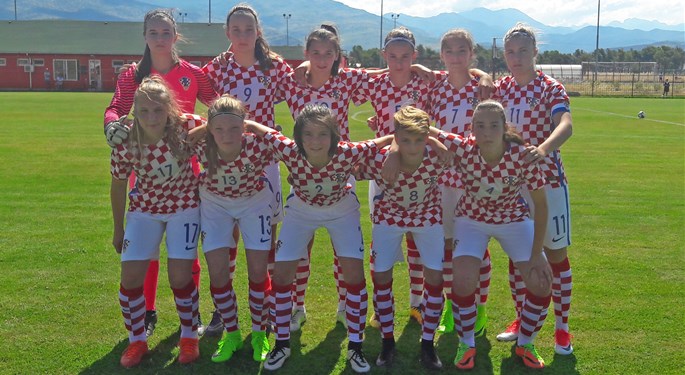Mlade Hrvatice porazom otvorile Trofej FSCG