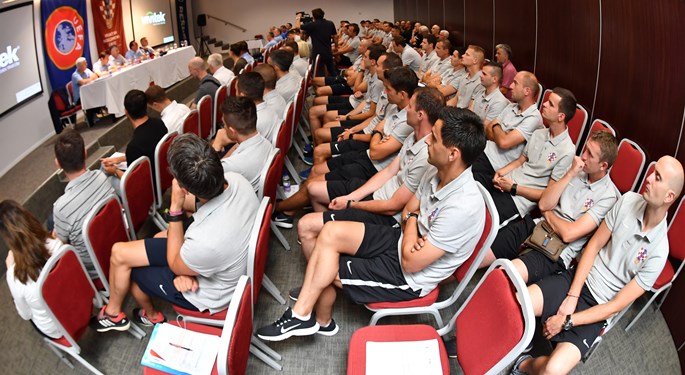 Video: Održan seminar prvoligaških sudaca i kontrolora