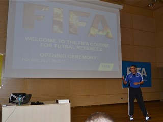 Ivan Novak voditelj FIFA seminara za malonogometne suce
