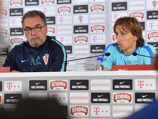Čačić and Modrić agree: "Croatia will stay focused"