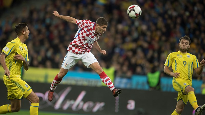Kramarić brace secures Croatia play-off spot