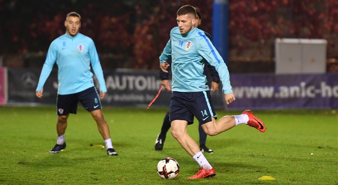 Rebić: "Drago mi je vratiti se u najdraži dres"