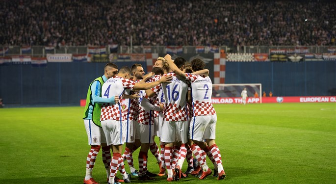 Sjajni Vatreni svladali Grčku 4:1 uoči uzvrata