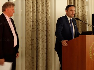 Izbornik Dalić s Kustićem i Ćukom u Splitu