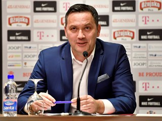 HNS objavio poziv za dostavu ponuda za obnovu igrališta