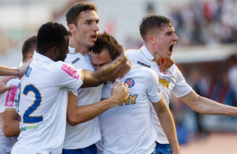 Hajduk slavio u Bugarskoj, Osijek bez trećeg pretkola