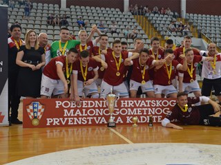 Kadeti MNK Brod 035 osvojili naslov prvaka