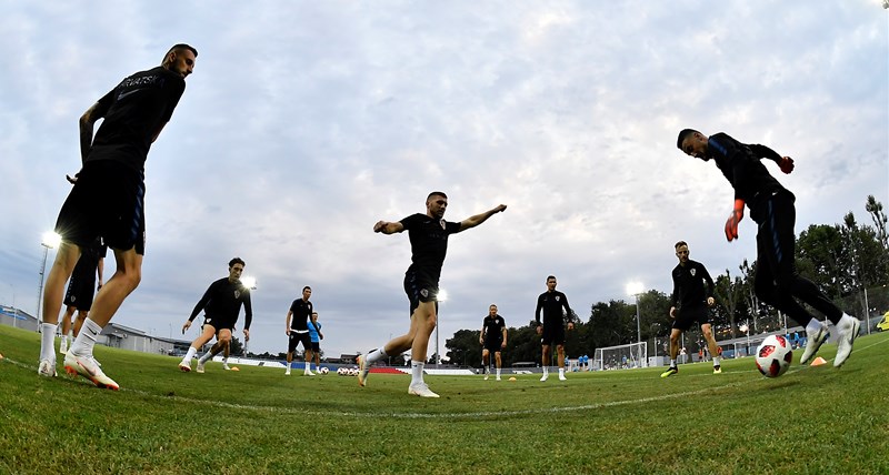 Video: Vatreni prije utakmice s Rusijom