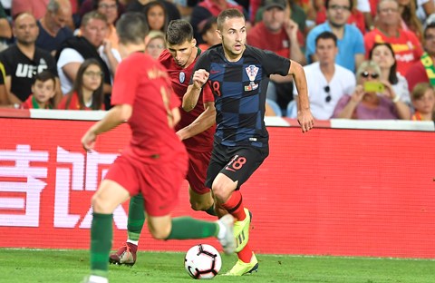 Marko Rog započeo golijadu Cagliarija protiv Fiorentine