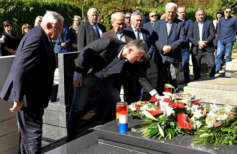 Delegacija HNS-a obilježila godišnjicu smrti Vlatka Markovića