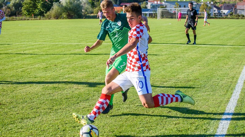 Slovenija U-17 ponovno svladala hrvatske vršnjake
