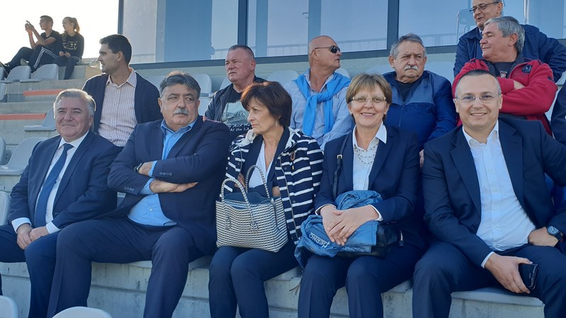 Stadion u Gunji predan na korištenje klubu NK Jadran