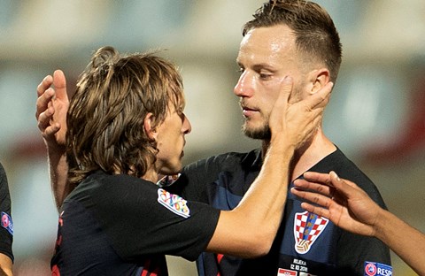 Modrić i Rakitić u konkurenciji za idealnu momčad godine