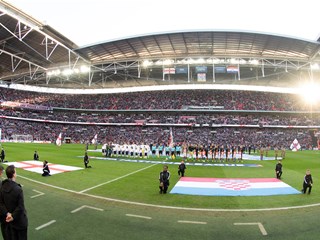 England comeback sends Croatia to League B