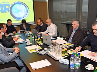 Video: Inicijalni sastanak HNS-a, IFAB-a i Fife o uvođenju VAR-sustava