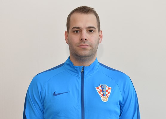 dr. Sven Pal