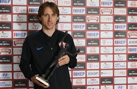 Maksimalni Modrić rekordni sedmi put izabran za Nogometaša godine