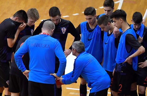 Video: Viza za EP već potvrđena, Italija svladala Hrvatsku U-19