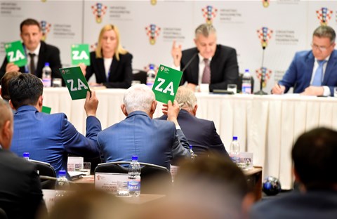 Šuker: "Samo ulaganja u bazu mogu osigurati uspješnu budućnost"