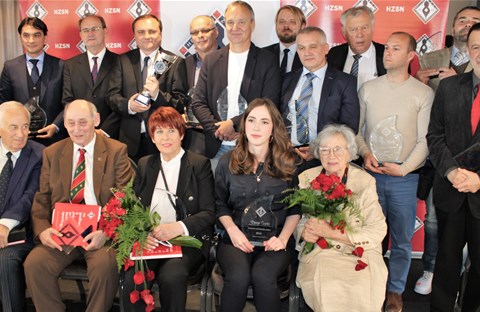 Jedno srebro i osam zlatnih nijansi