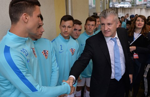"Vlatko Marković" Tournament opens in Pula; Croatia U-15 wins against China
