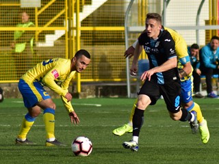 Video: Rijeka protiv Dinama u borbi za Rabuzinovo sunce