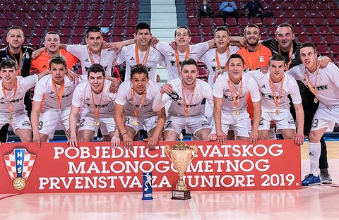 Video: Split Tommy treći put zaredom juniorski malonogometni prvak