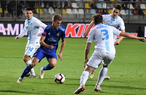 Dinamu šesnaesti ili Rijeci peti "Rabuzin"