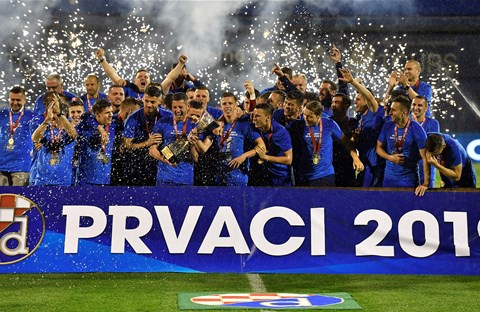 Dinamo sa stilom do naslova prvaka, Rijeka slavila u Kupu#Dinamo wins another championship, Rijeka takes the Cup