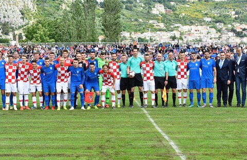 Dalmacija s oduševljenjem dočekala Vatrene