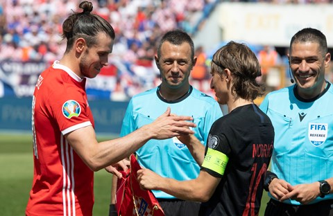 Livaja strijelac, Modrić i Pašalić asistenti