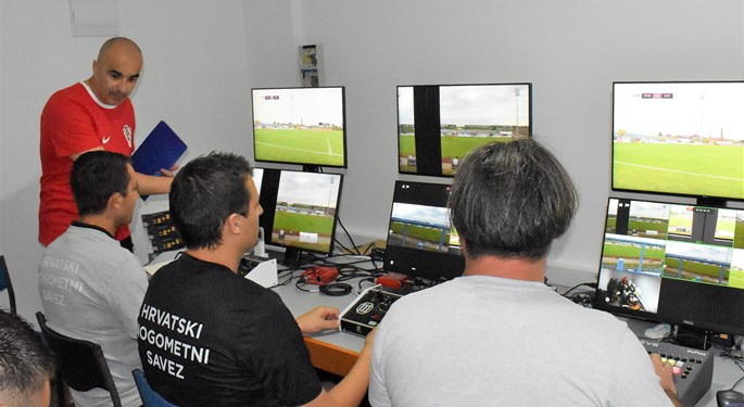Video: Kulušić, Marić i Šetka gostovali na HNTV-u povodom uvođenja VAR-a