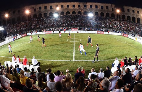 Dvoboj legendi u Puli pripao veteranima Bayerna