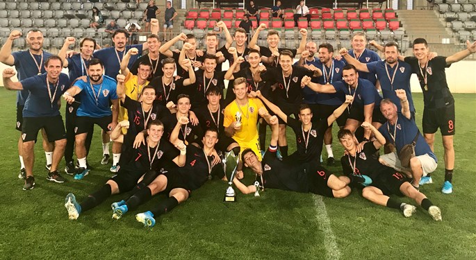 Hrvatska U-17 ponovno osvojila Telki Cup sa sve tri pobjede