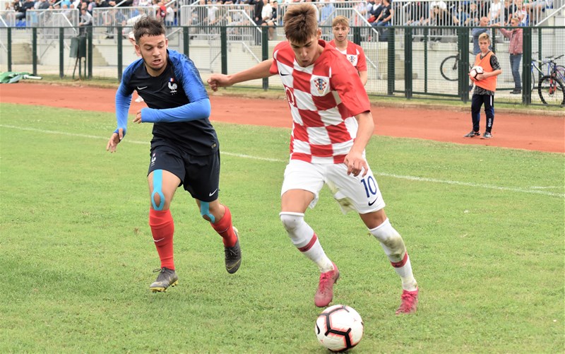Hrvatska U-19 u Mađarskoj traži plasman u Elitno kolo