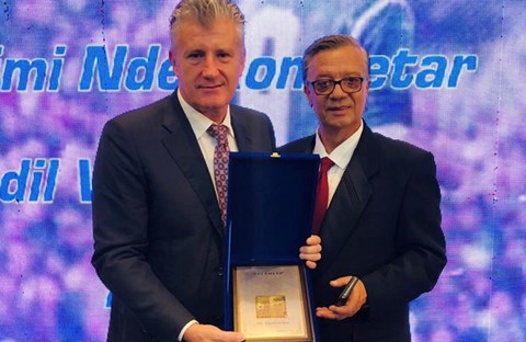 Predsjednik Šuker primio prestižno kosovsko priznanje