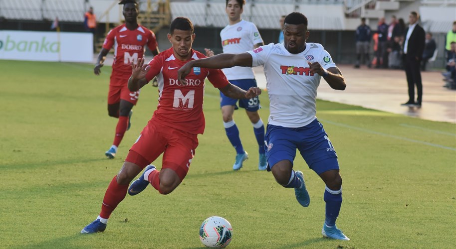 Video: Hajduk u uzbudljivom okršaju svladao Osijek, Dinamo prohujao Rijekom