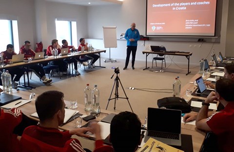 Boris Kubla predavač na školovanju belgijskih trenera u Bruxellesu