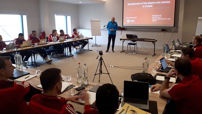 Boris Kubla predavač na školovanju belgijskih trenera u Bruxellesu